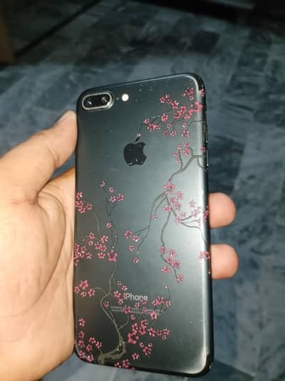 Apple iPhone 7 Plus official PTA approved all ok 10/8 (03260894162)