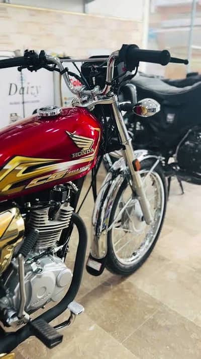 Honda CG 125 2026 model Golden salf start (zero meter)