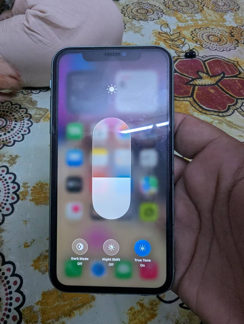 Apple iPhone 11 6