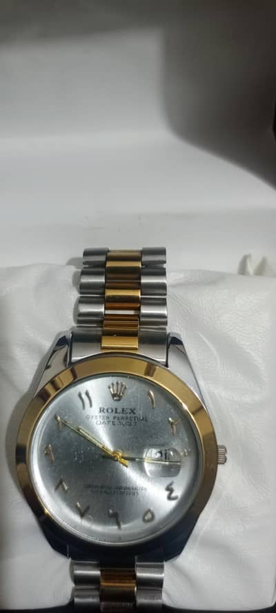 beautiful golden watch for sale serious Buyer rabta karen