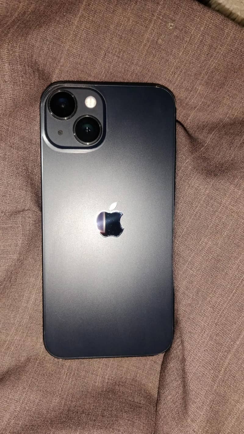 Apple iPhone 13 5