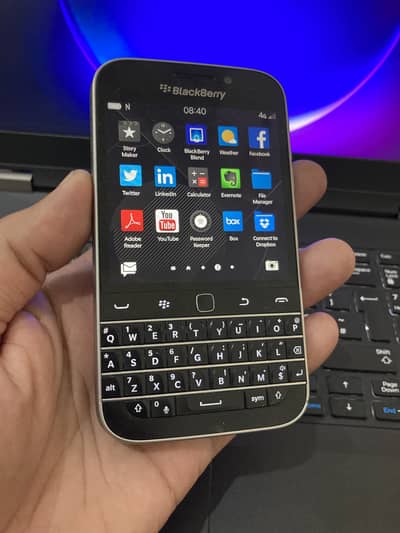 BlackBerry Classic – PTA Approved 4G LTE | Classic QWERTY Smartphone