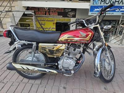 Honda 125 Gold Edition