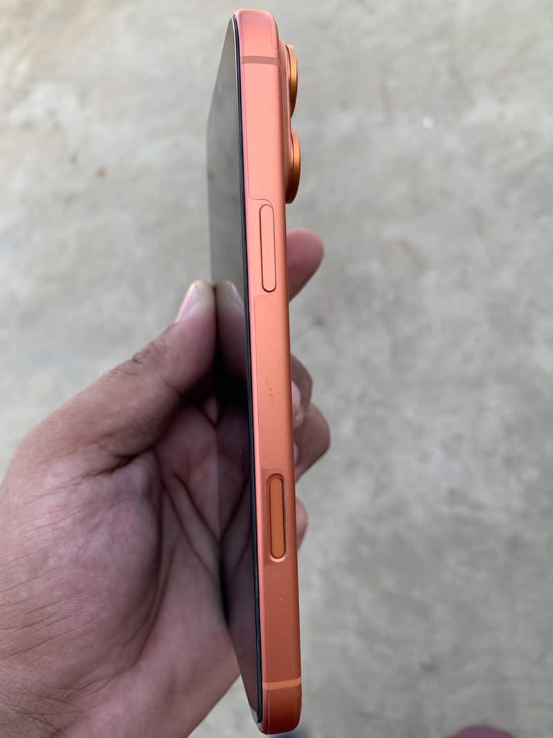 Apple iPhone 17 Pro Max 0