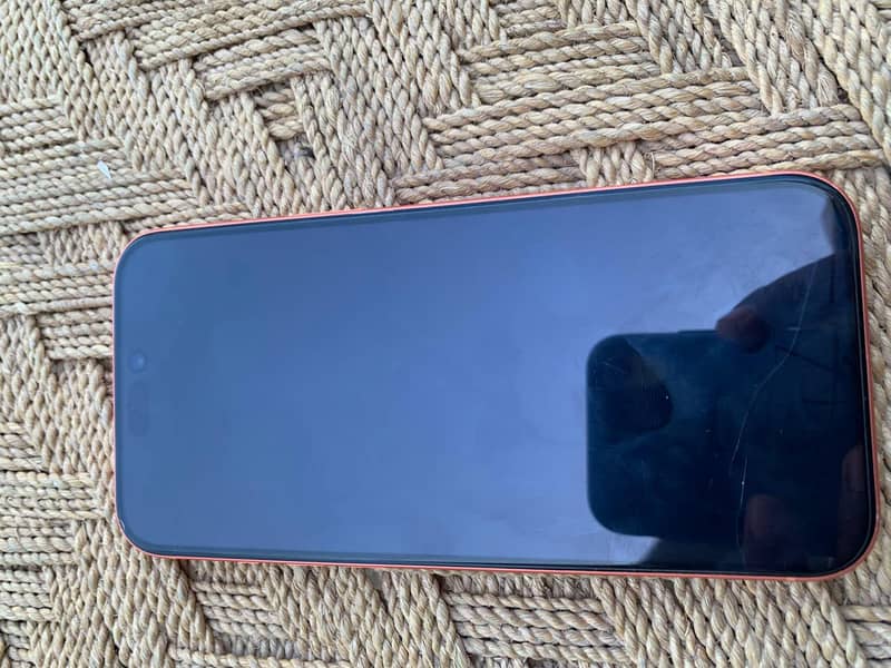 Apple iPhone 17 Pro Max 4
