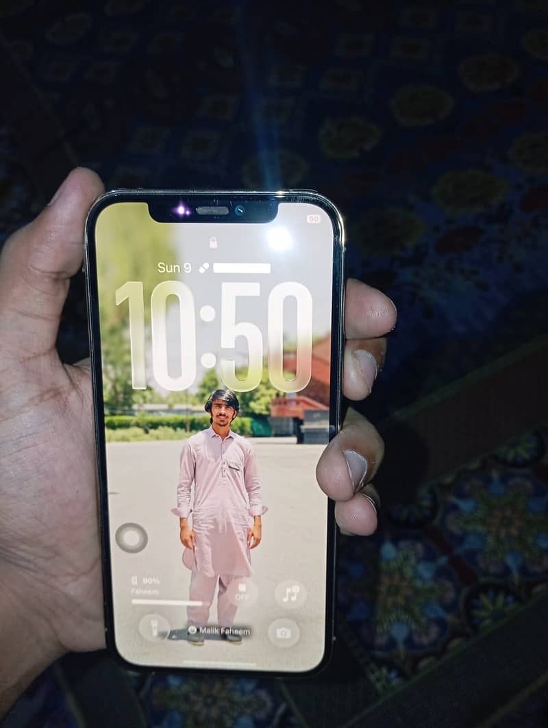 Apple iPhone 12 Pro 1
