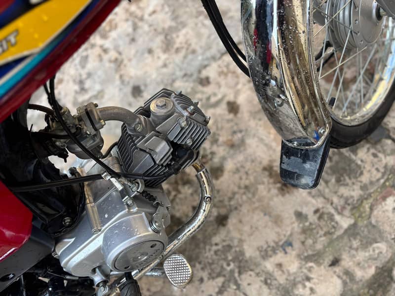 HONDA CD70 2
