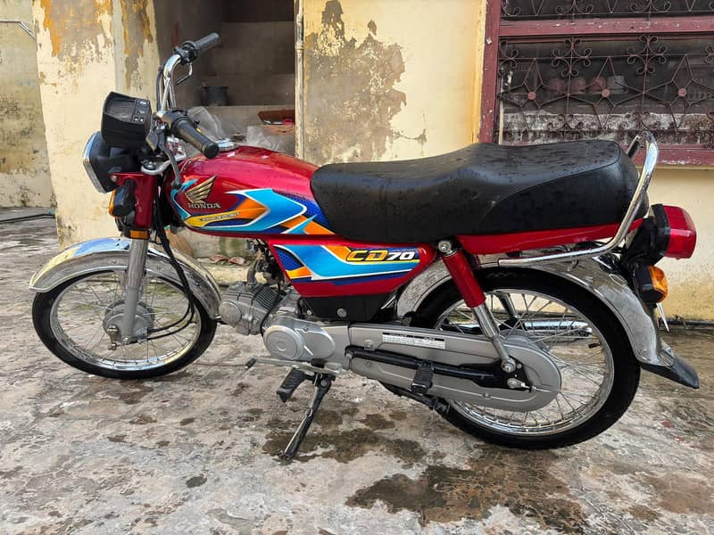 HONDA CD70 4