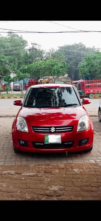 Suzuki Swift DLX 2014 Automatic