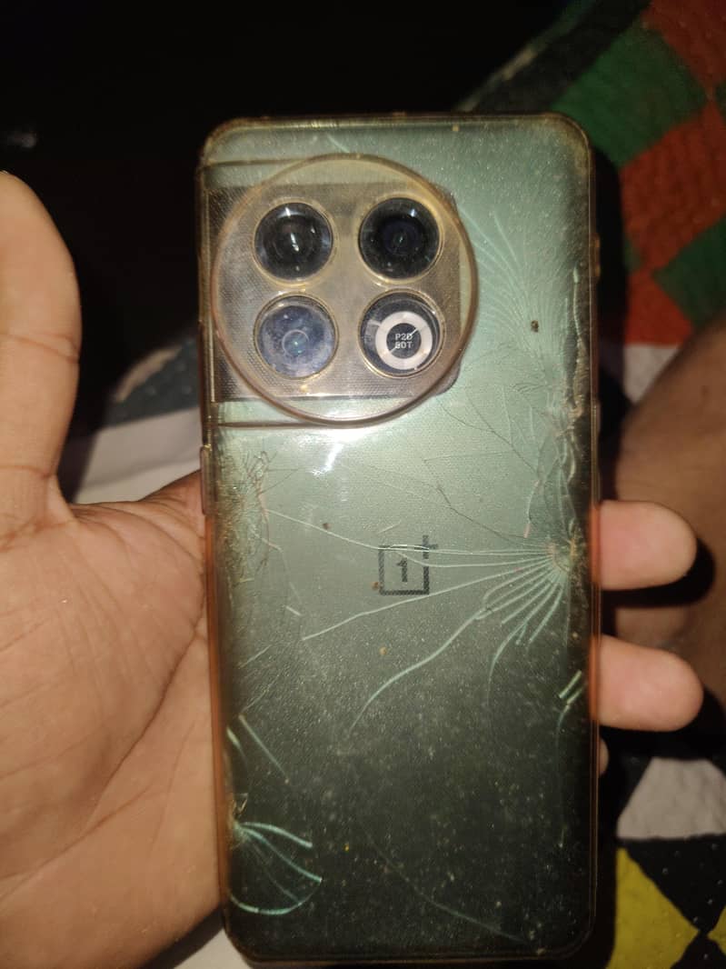 One Plus 10 Pro 1