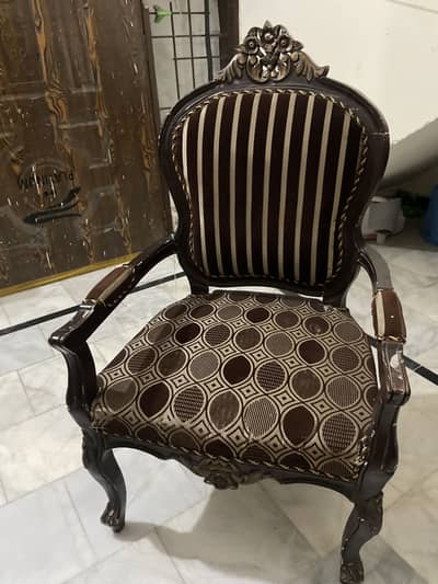 Room chairs for sale almost in good condition serious buyers only