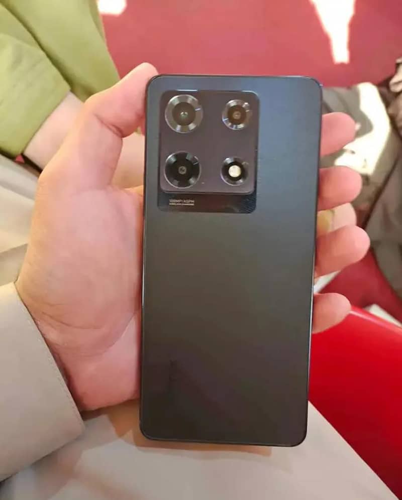 Infinix Note 30 Pro 2