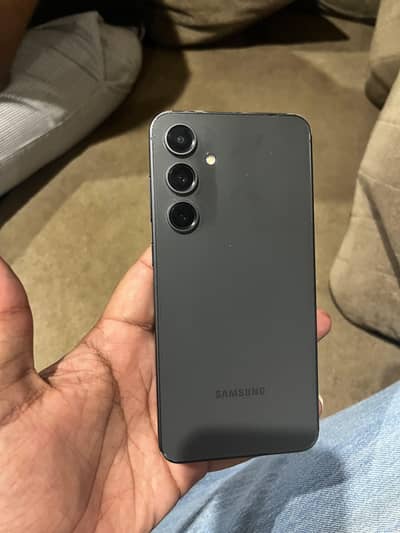 Samsung Mobile S24 FE