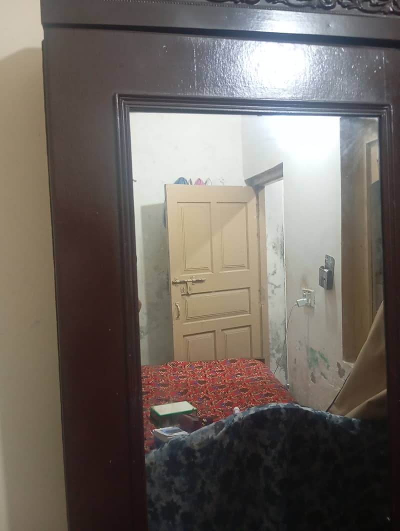 Dressing table 1