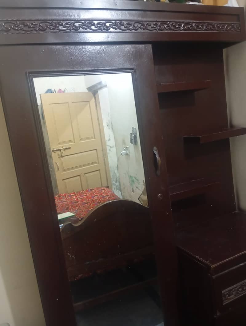 Dressing table 3