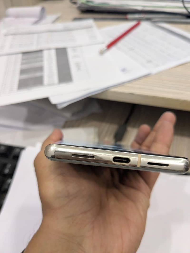 Google Pixel 7 Pro 6