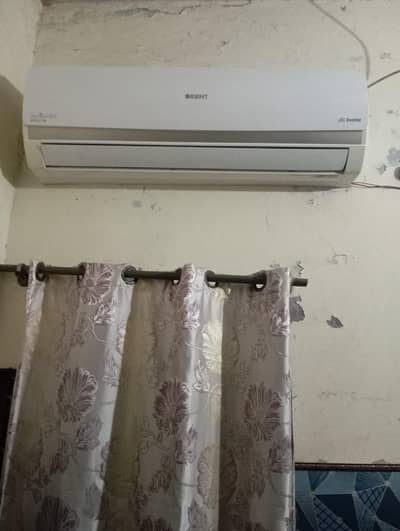 inverter ac hai used ma hai cooling best hai  price manasab hai