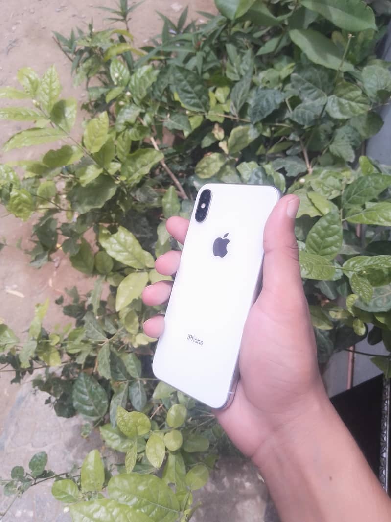 Apple iPhone X 2