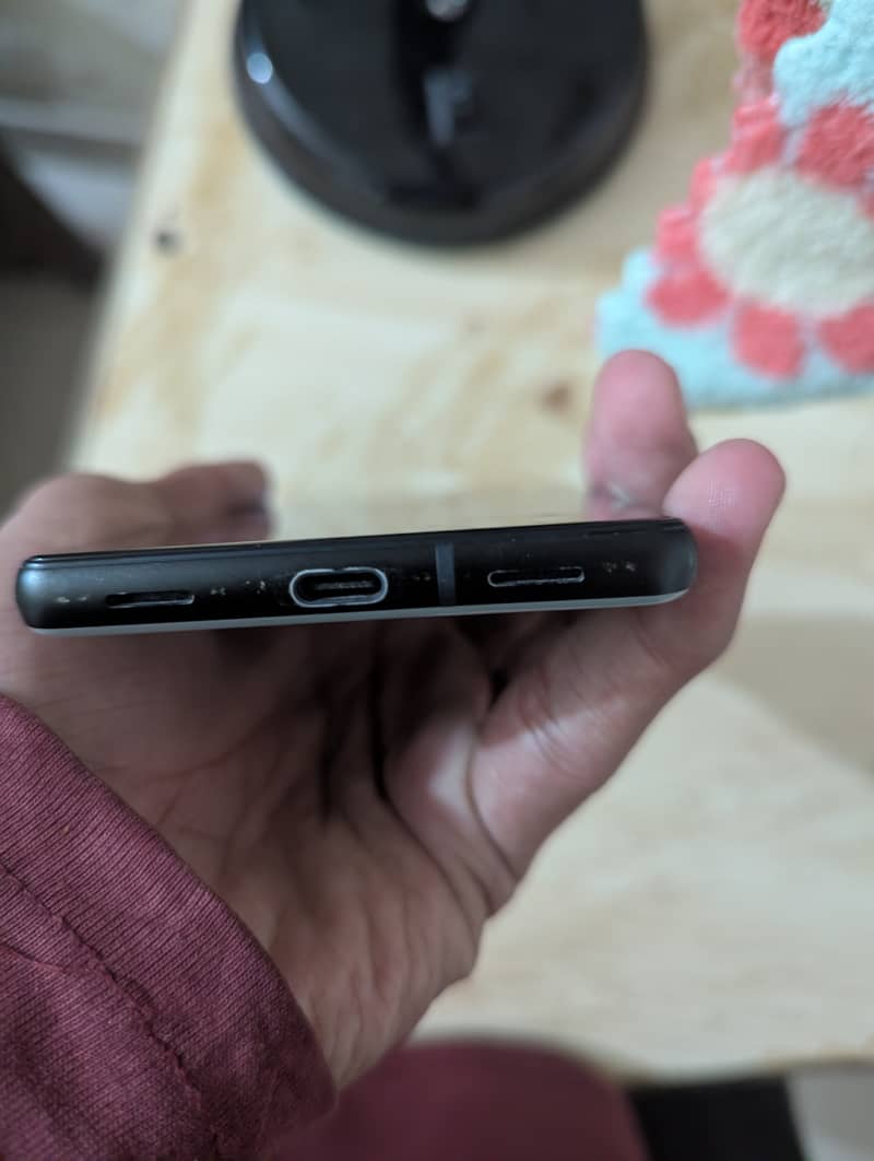 Google Pixel 6a 5