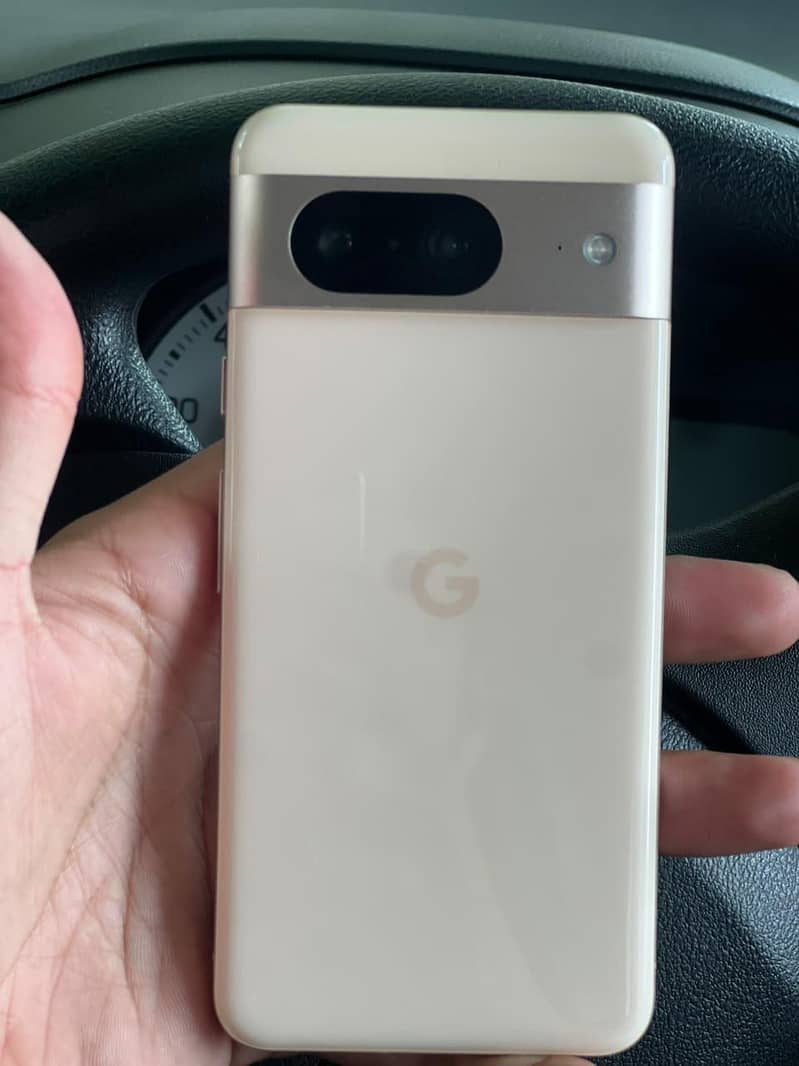 Google Pixel 8 5