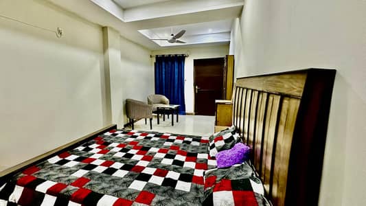 Luxury Studio Apartment with AC Available on Daily/Weekly/Monthly