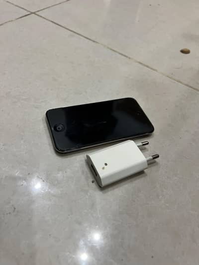 Apple iPod Touch 4th Gen