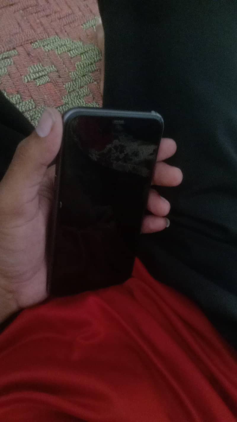 Apple iPhone 11 1