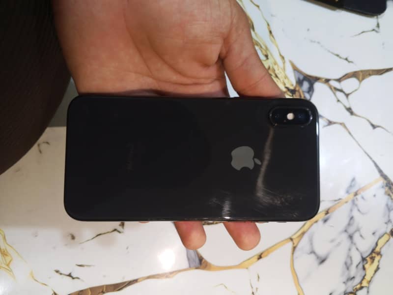 Apple iPhone X 0