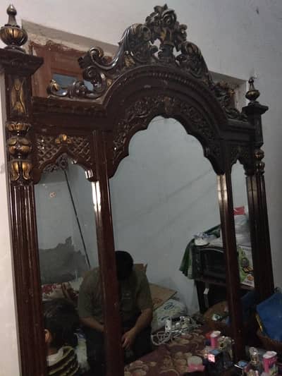 Chinioti furniture (bed, dressing,side table)
