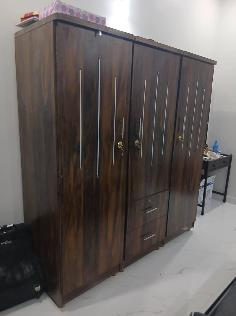 Cupboard 0
