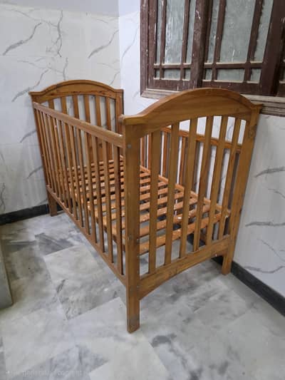 baby cot imported
