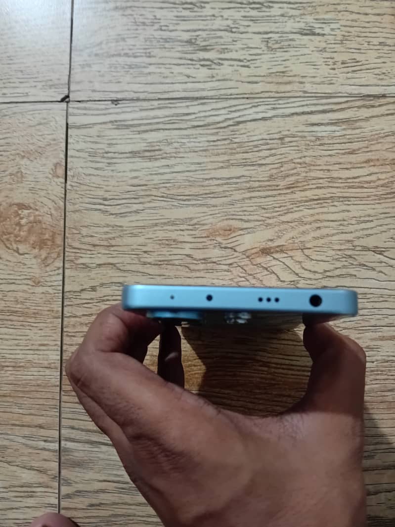 Xiaomi Redmi Note 13 2
