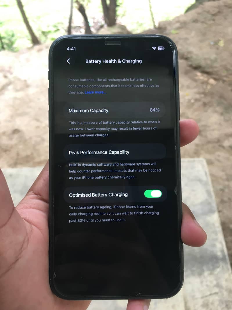 Apple iPhone 11 3
