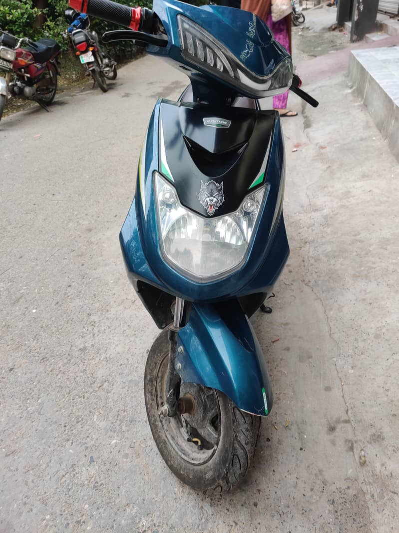 scooty 5
