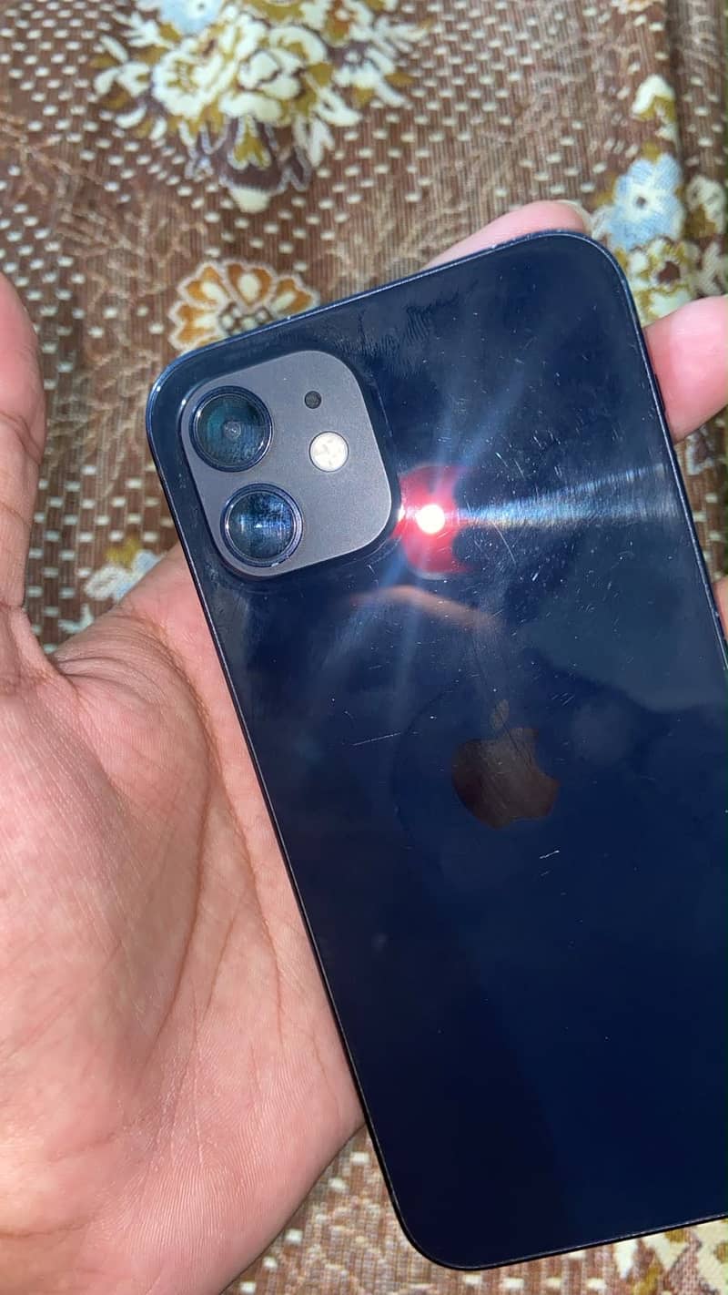 Apple iPhone 12 2
