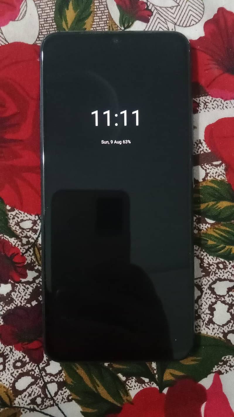 Vivo V21e 1