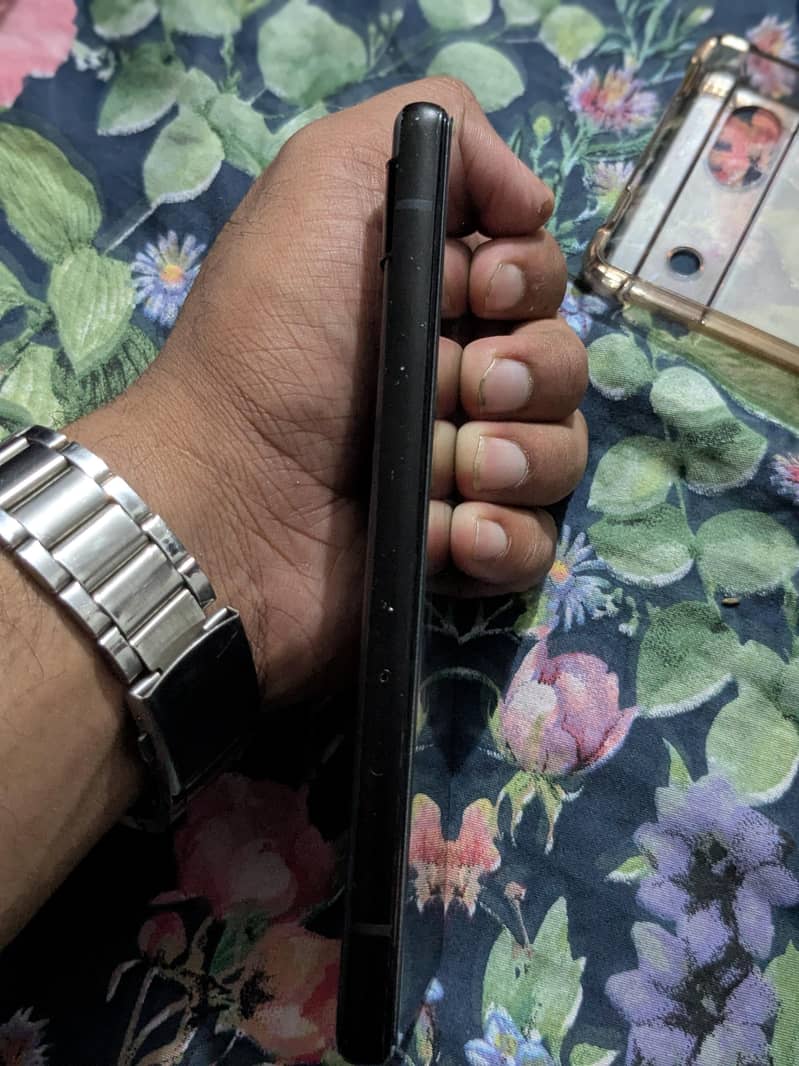 GOOGLE PIXEL 6A 3