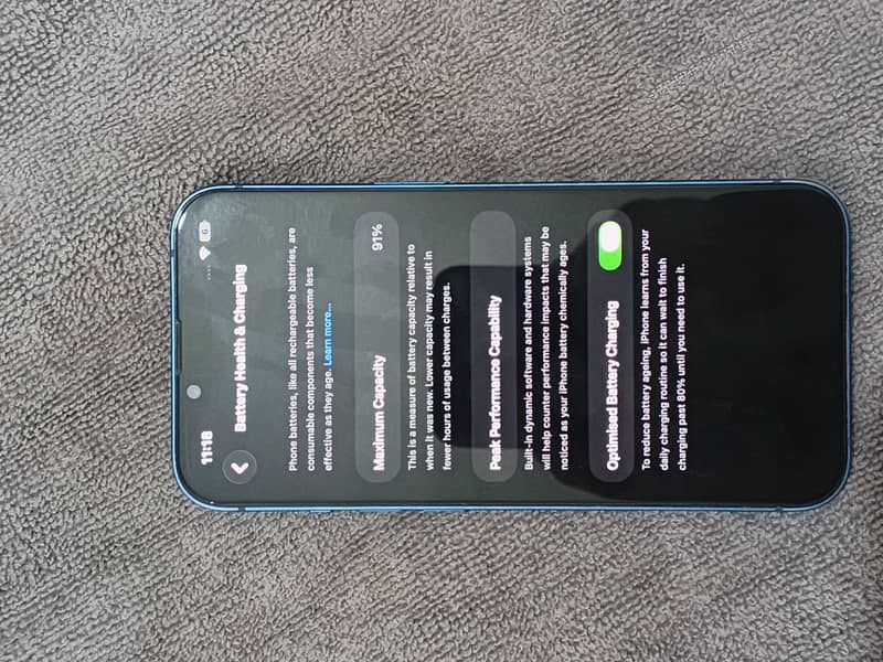 Apple iPhone 13 4