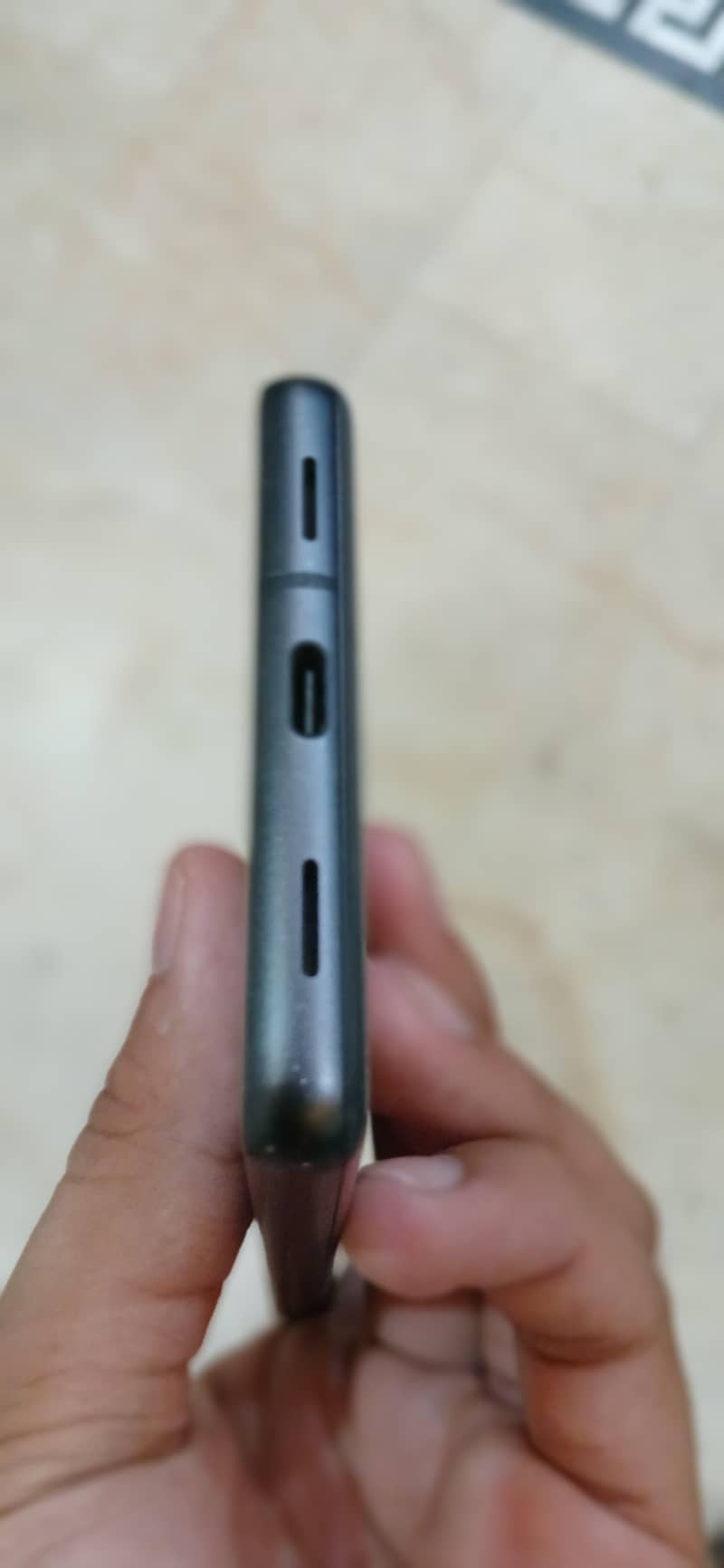 Google Pixel 7a 5