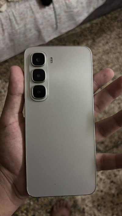 Infinix hot 60i