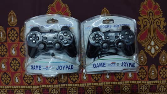 2 USB Gamepad/Joystick in Good Condition