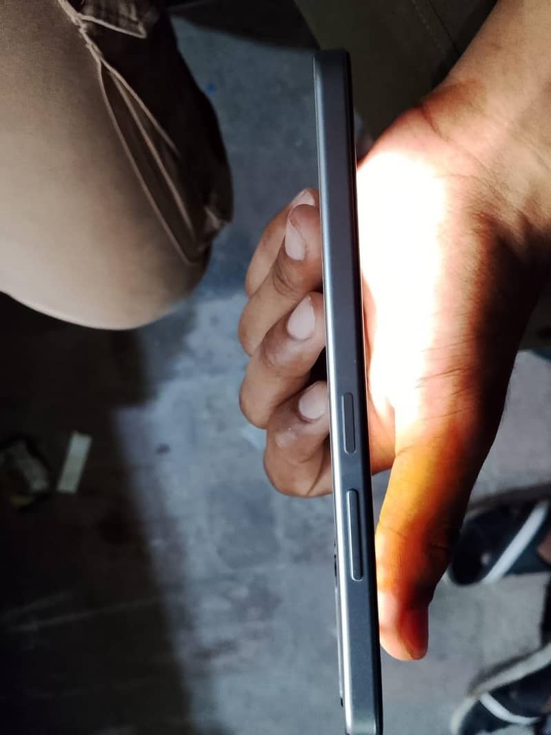 OPPO A6s 1