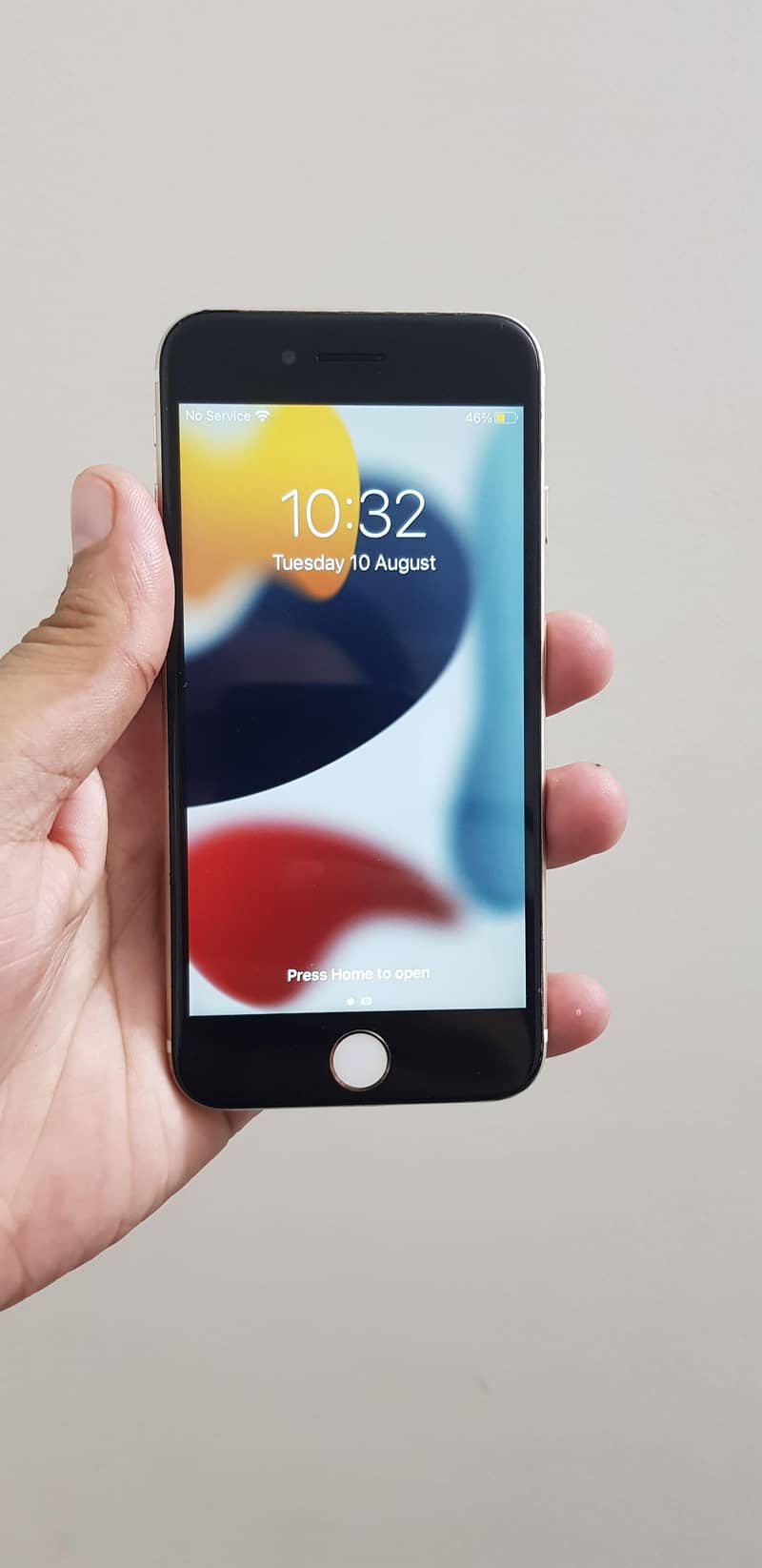 Apple iPhone 7 0