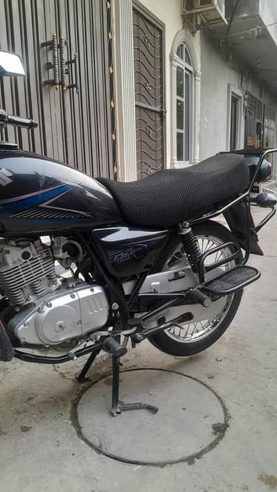 Suzuki Gs 150