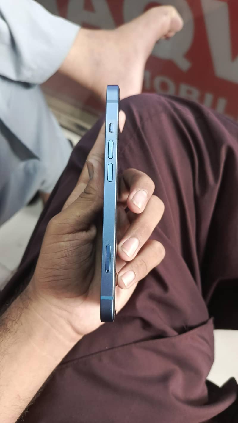 Apple iPhone 14 1