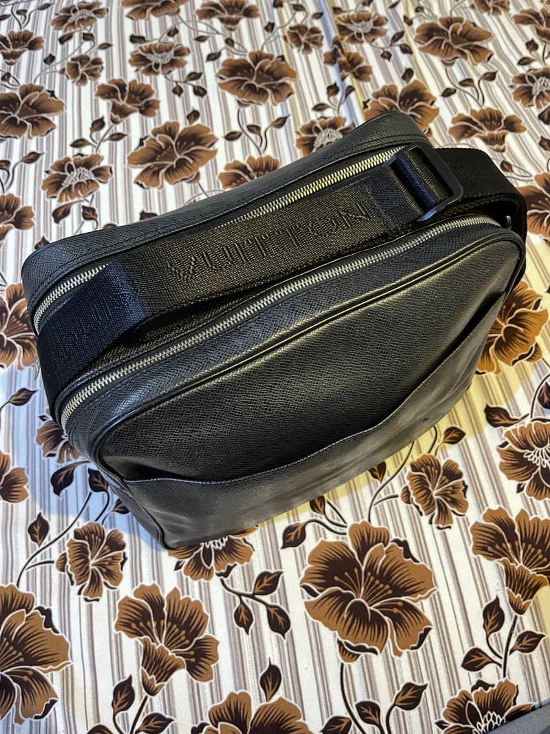 Louis Vuitton 1