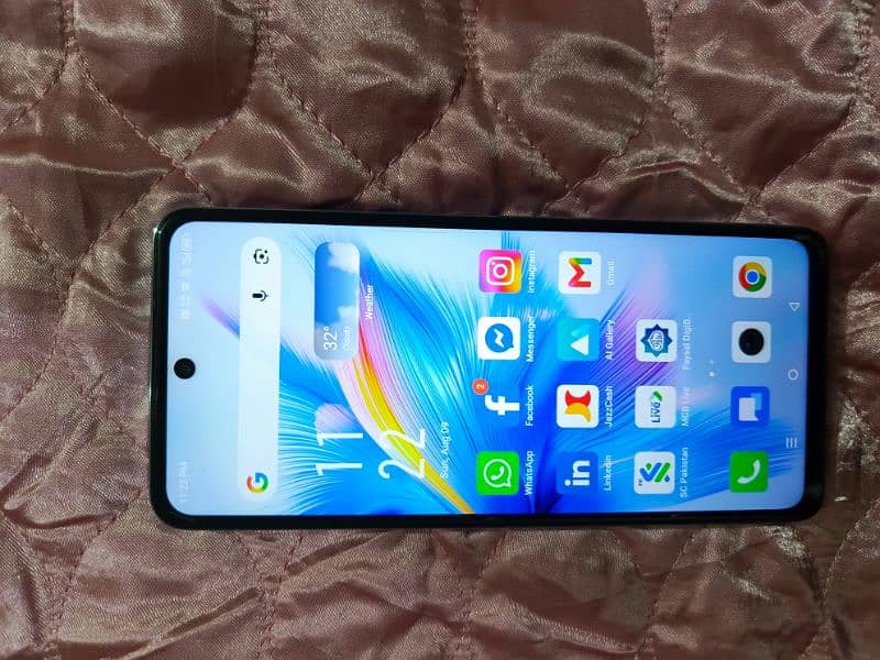 Infinix Note 30 6