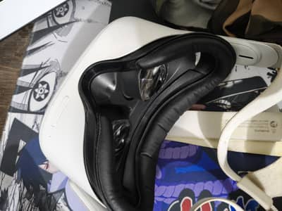 Meta Quest 2 VR Headset 64/6 GB Variant