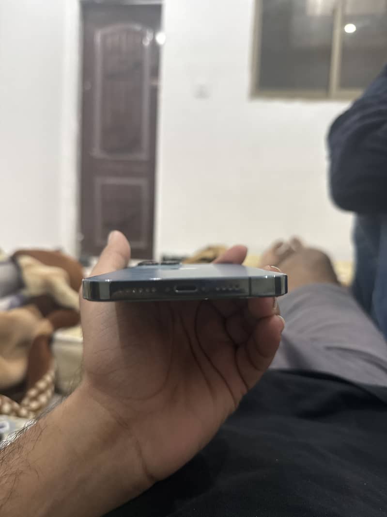 Apple iPhone 12 Pro Max 0