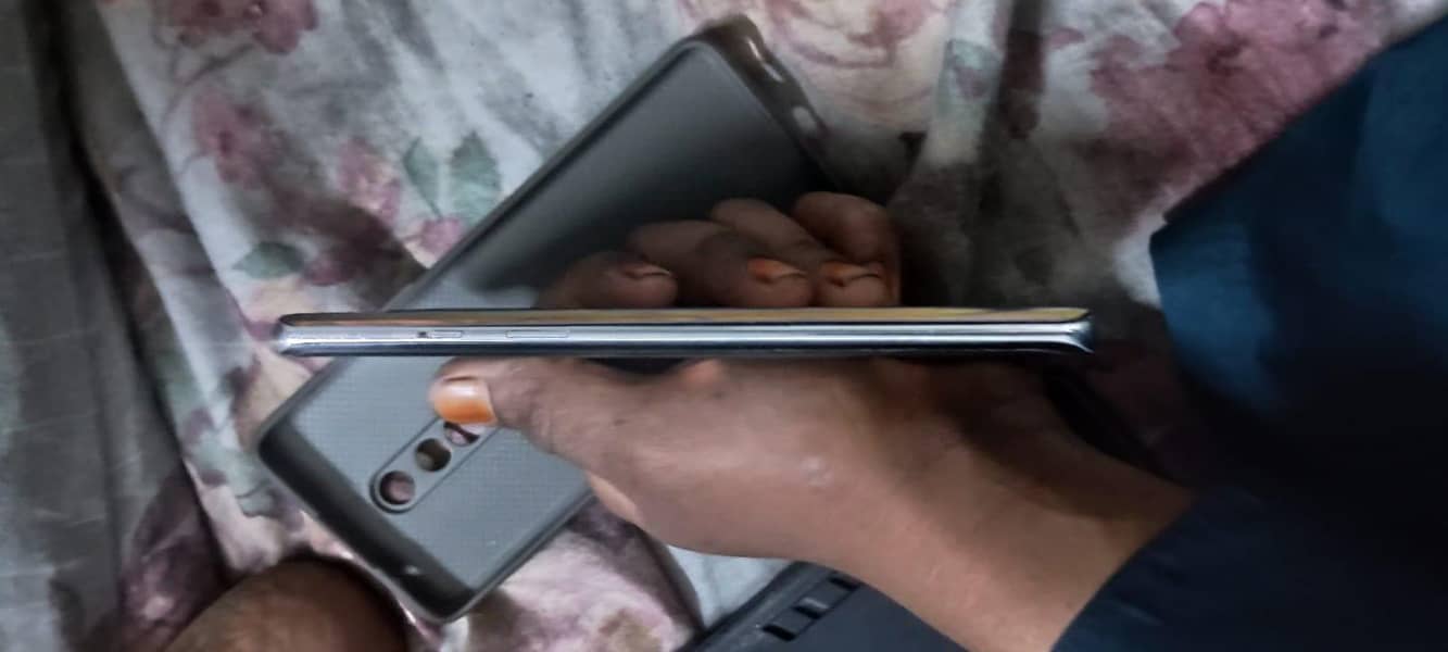 One Plus 8 5